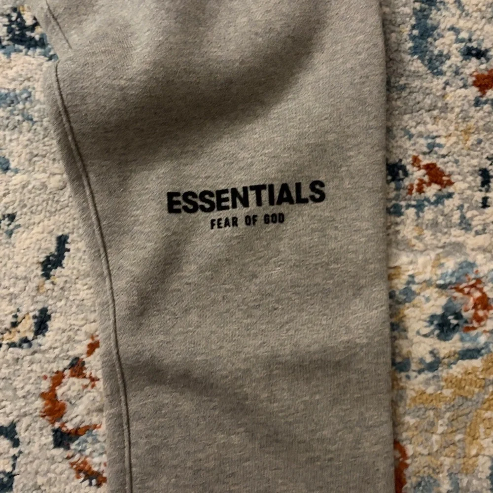 Essentials Fear Of God Sweatpants Dark Oatmeal Large - Picture 3 of 6
